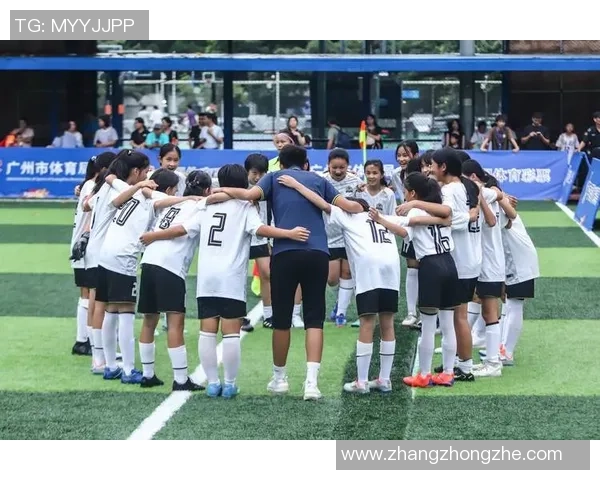 子琦足球：探索青少年足球发展的新路径与未来潜力